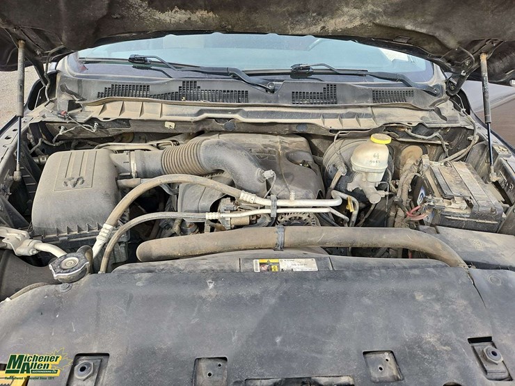 2017-dodge-1500-image-32