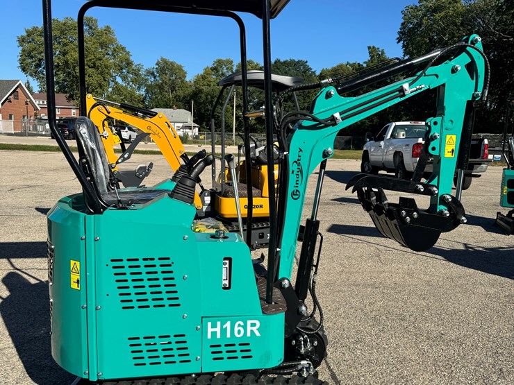 2026-unused-h16r-mini-excavator-image-1