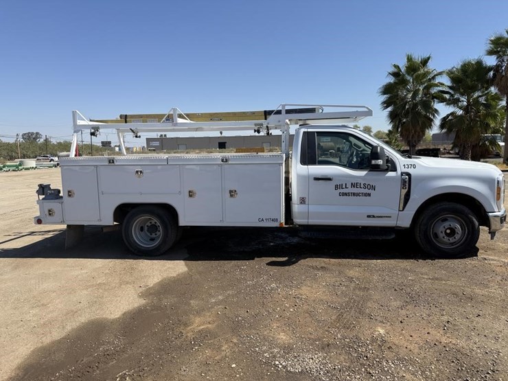 2024-ford-f350-xl-image-7