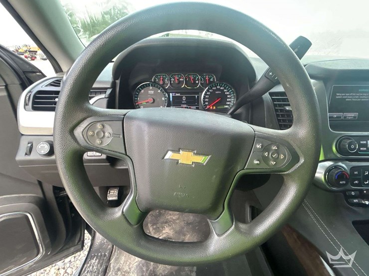 2018-chevrolet-tahoe-image-13