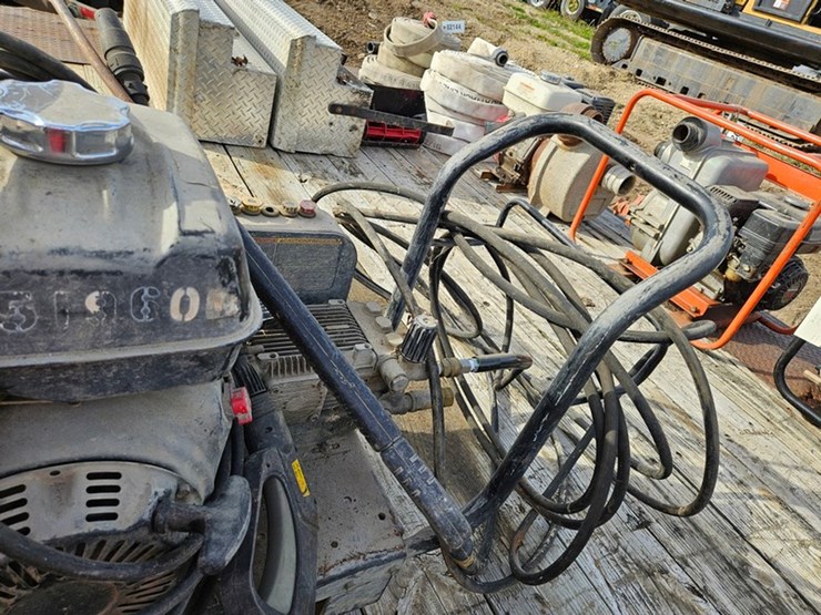 #2141-•-mi-t-m-portable-pressure-washer-image-11
