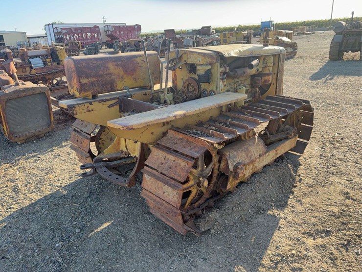 caterpillar-d2-image-5
