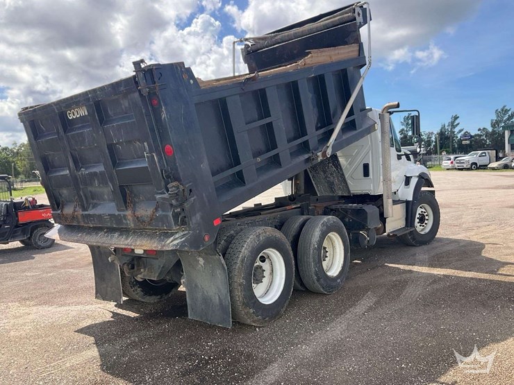 2017-international-workstar-7500-image-3