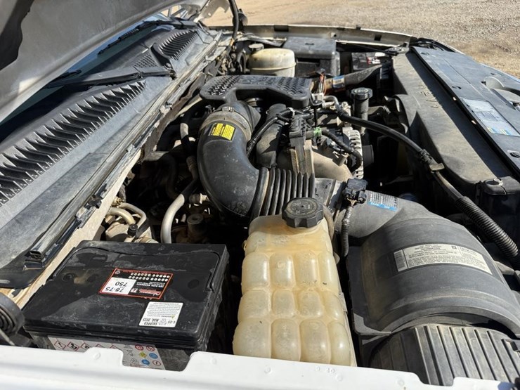 2006-chevrolet-3500-image-52