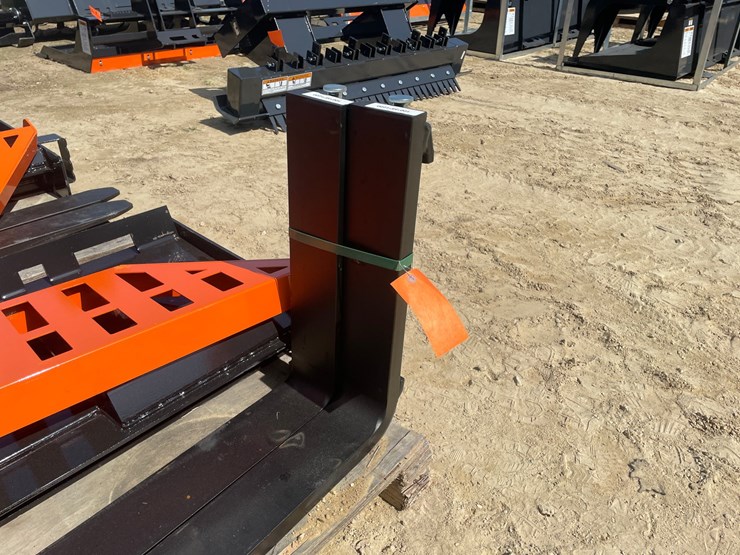#2016-•-wolverine-skid-steer-pallet-fork-attachment-image-5