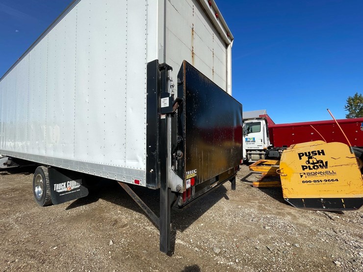 #1796-•-2012-navistar/international-box-truck-with-morgan-box-(has-wisconsin-title)-image-21