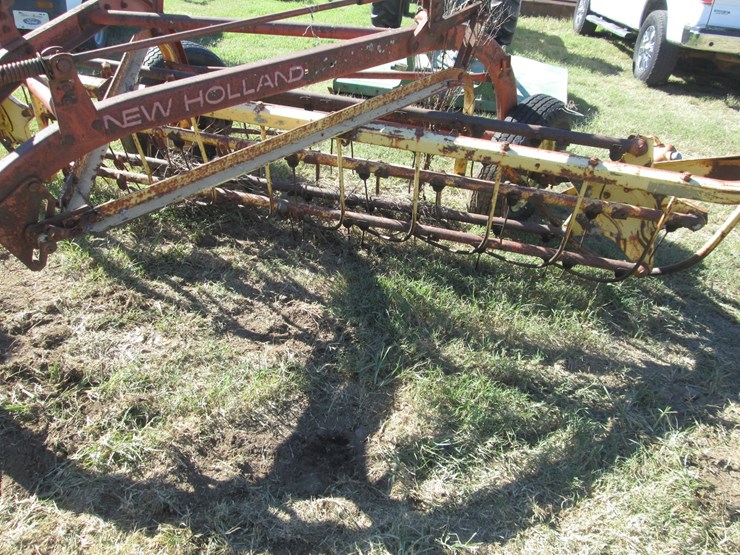new-holland-256-image-9