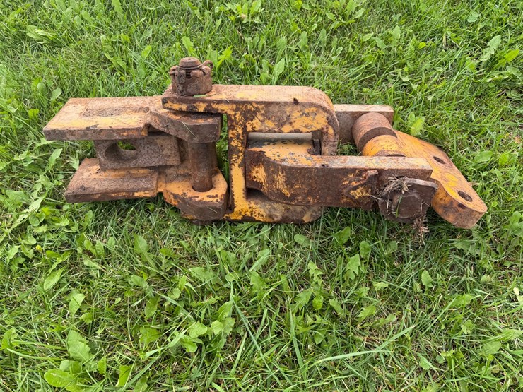 #4028-•-swivel-hitch-image-1