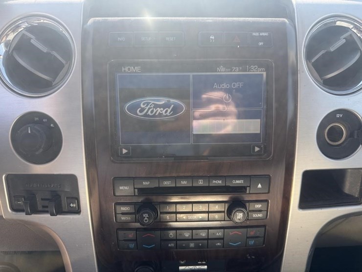 2010-ford-f150-platinum-image-38