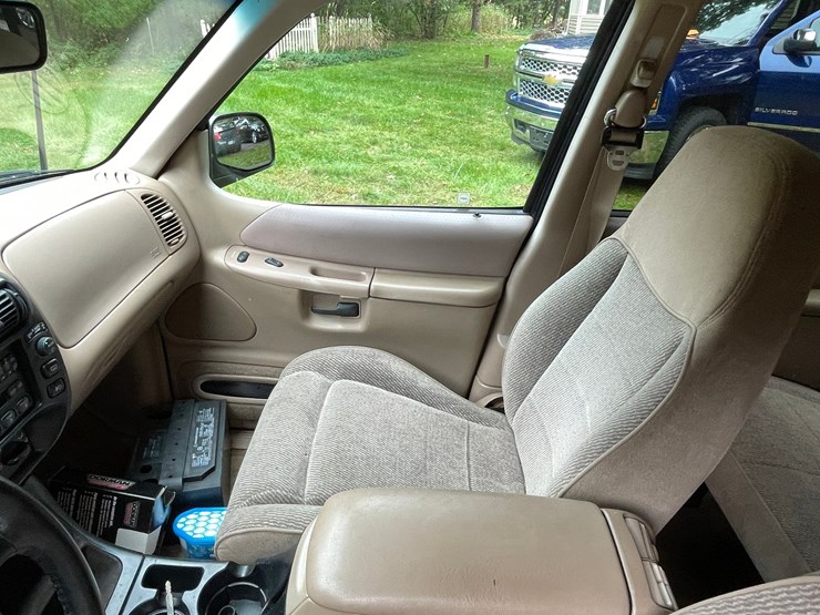 1997-ford-explorer-xlt-image-62