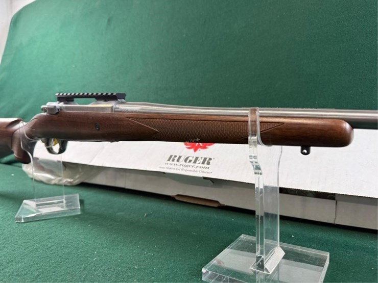 nib-ruger-m77-hawkeye-lh-6.5-creedmoor-rifle-image-13