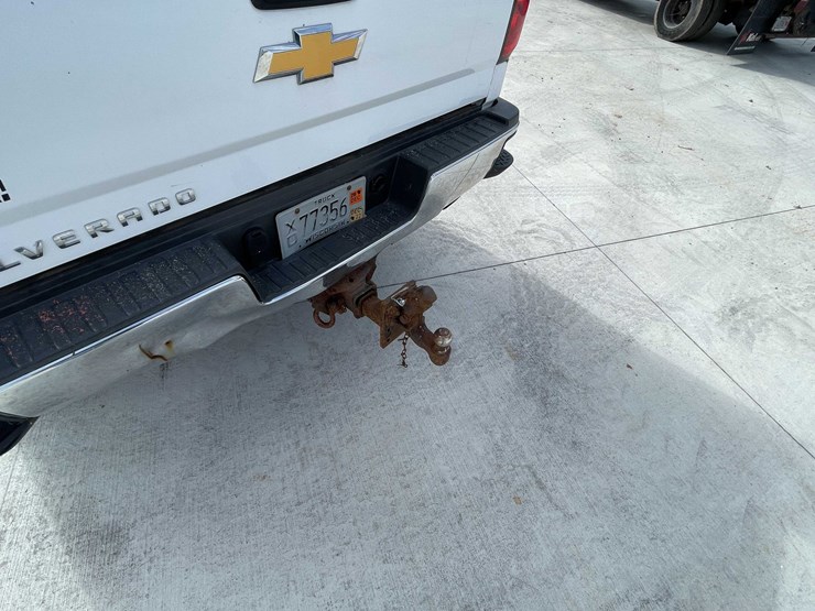 2016-chevrolet-2500-image-30