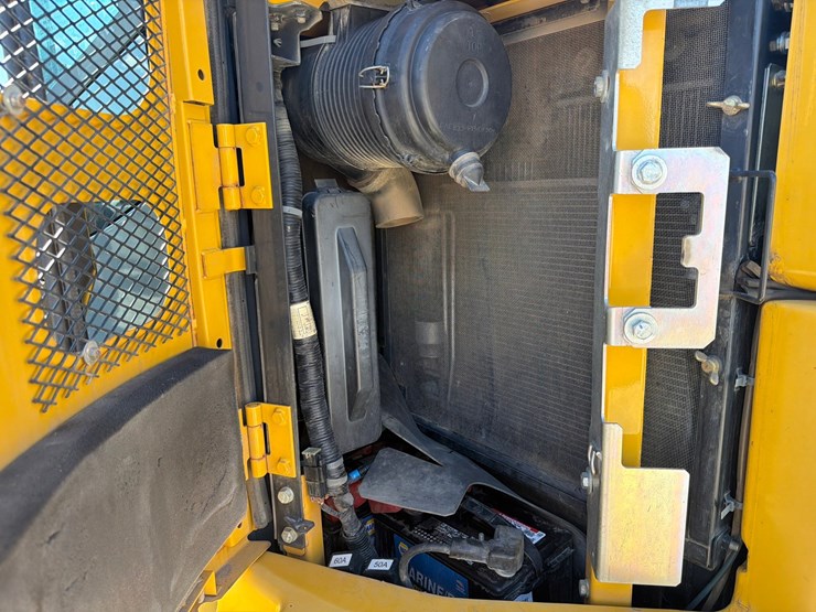 deere-85g-image-55