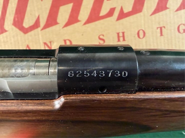 winchester-mdl.70-300-wsm-rifle-image-6