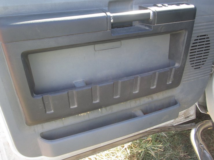 2012-ford-f450-image-30