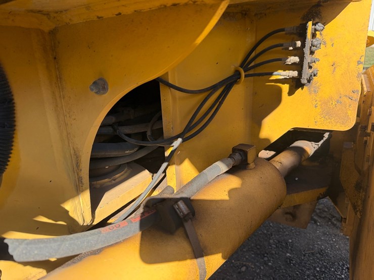 deere-672d-image-61