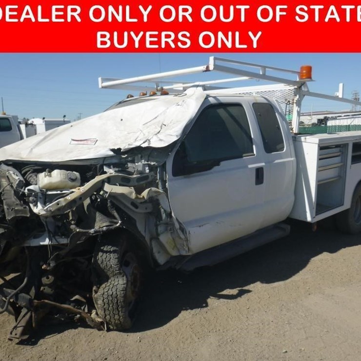 2015 FORD F350