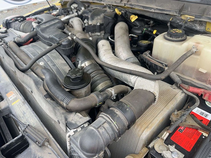 2014-ford-f550-image-22