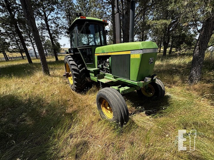 john-deere-4430-image-3