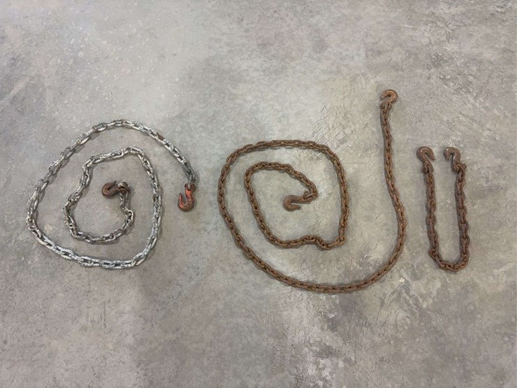 1/4"-chains-w/hooks-(1-7"6",-1-2'6",-1-8'6")-image-1