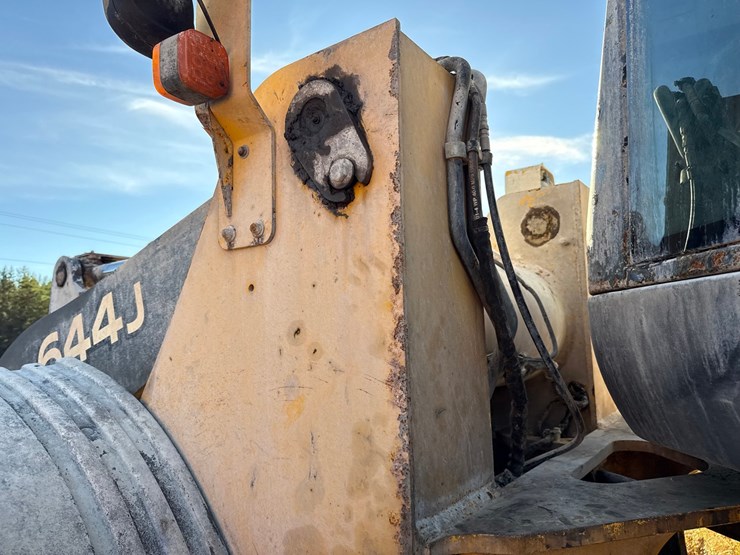 deere-644j-image-35