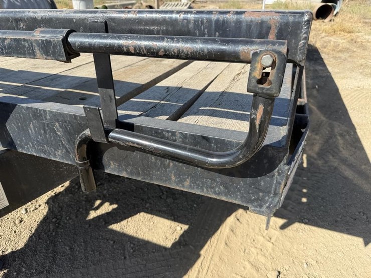 2020-econoline-tilt-deck-trailer-image-27
