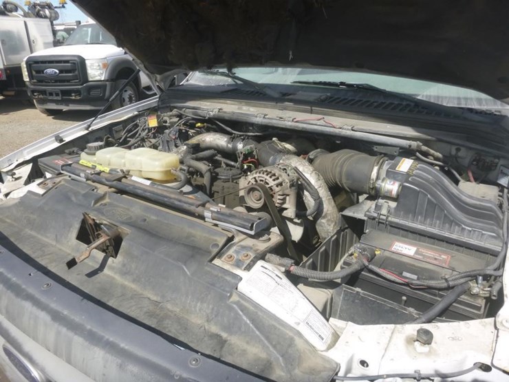 2001-ford-f450-image-17