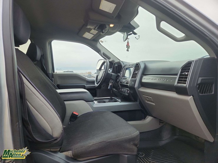 2022-ford-f250-image-26