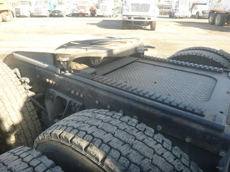 2009-western-star-4900-image-8