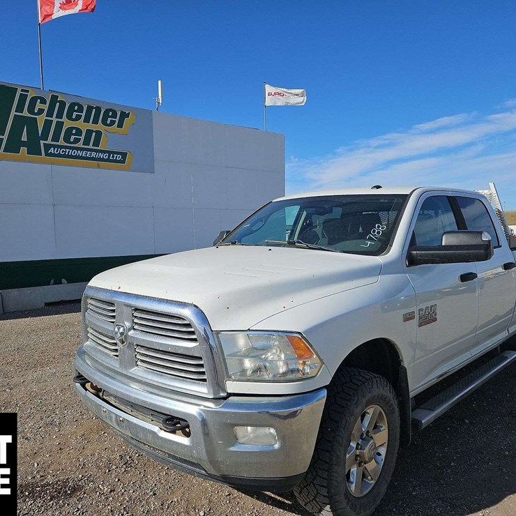 2015 DODGE 2500