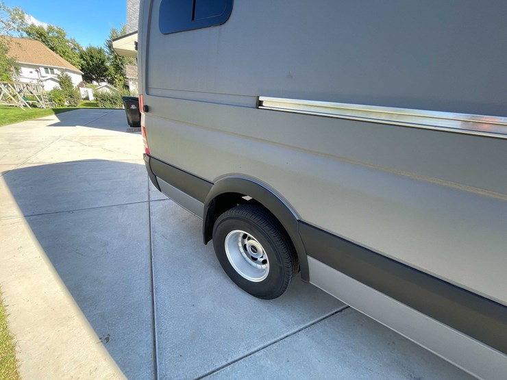 #525-•-2012-mercedes-benz-sprinter-(title-in-delay)-(green-bay,-wi)-image-40