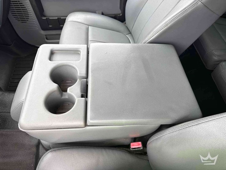 2014-ford-f350-image-21