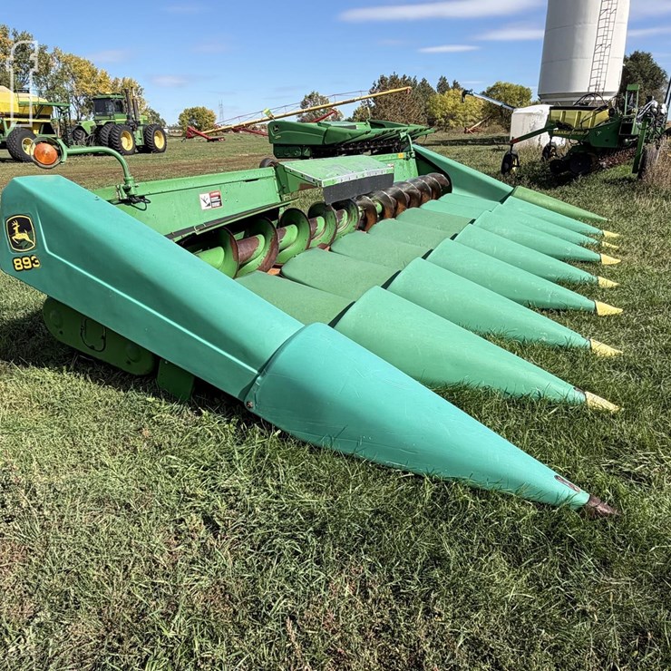 1996 JOHN DEERE 893