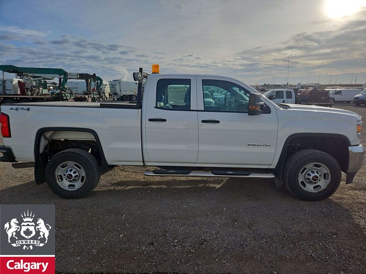 2015-gmc-sierra-2500hd-image-7