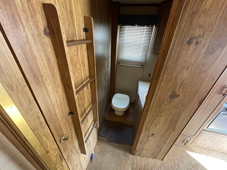 #123-•-1986-monitor-gl-holiday-rambler-rv-(has-mn-title)-(princeton,-mn)-image-42