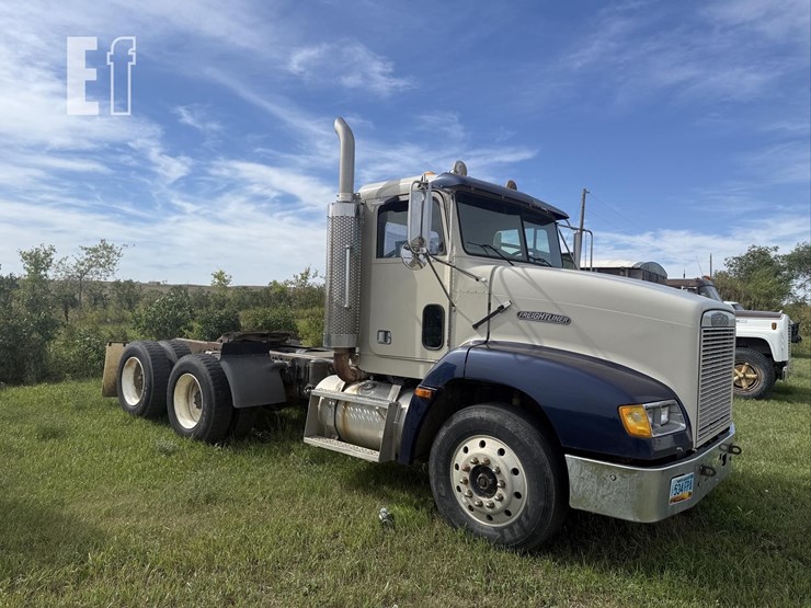 freightliner-truck-image-7