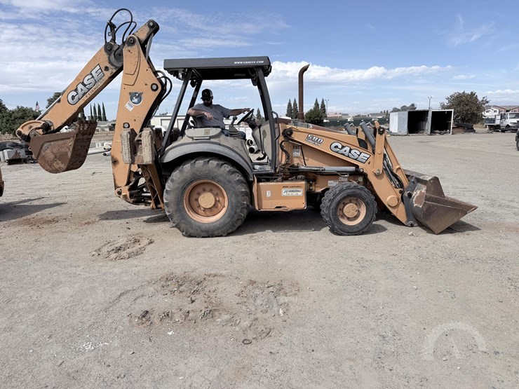 2012-case-580sn-image-2