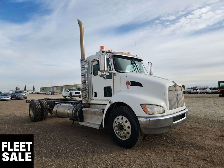 2015-kenworth-t370-image-2