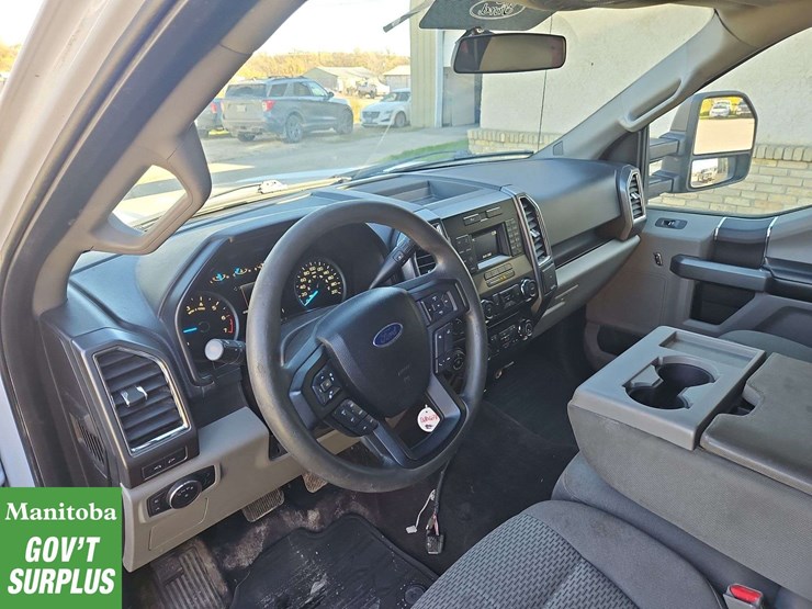 2016-ford-f150-image-17