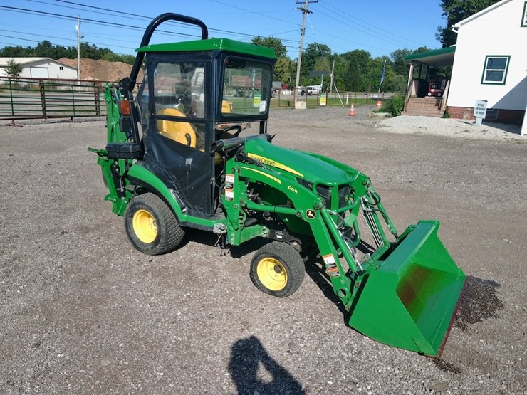 john-deere-1025r-image-3