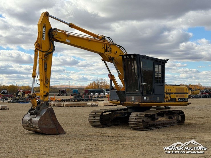 jcb-js220-lc-image-1