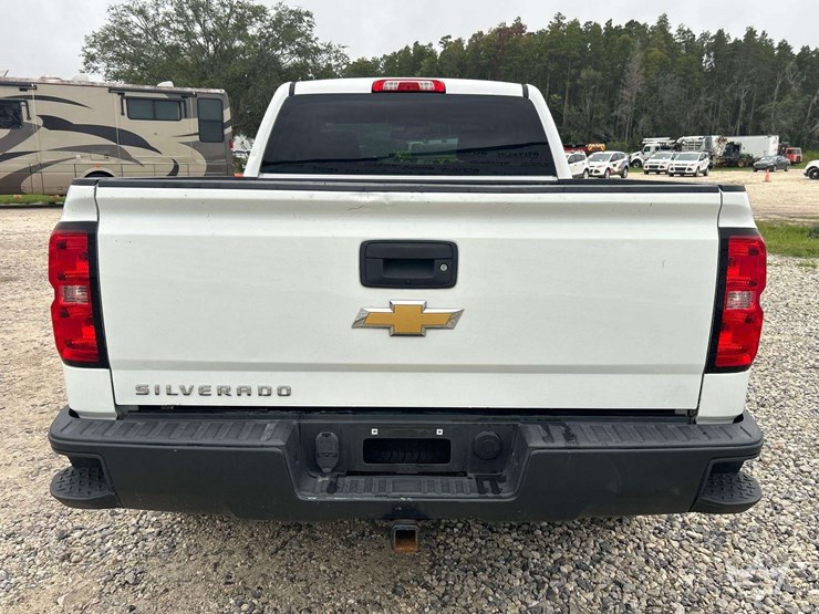 2018-chevrolet-silverado-1500-image-27