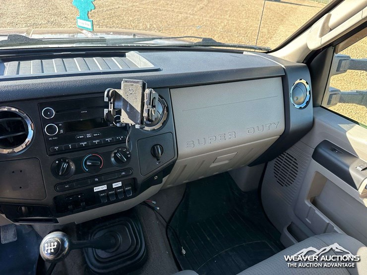 2009-ford-f550-xlt-image-11
