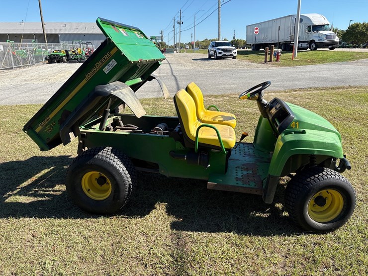 john-deere-gator-image-8