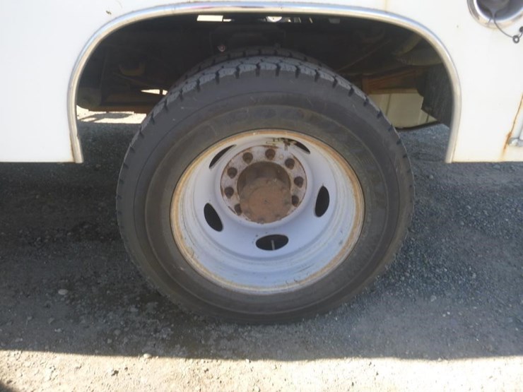 2005-ford-f450-image-27