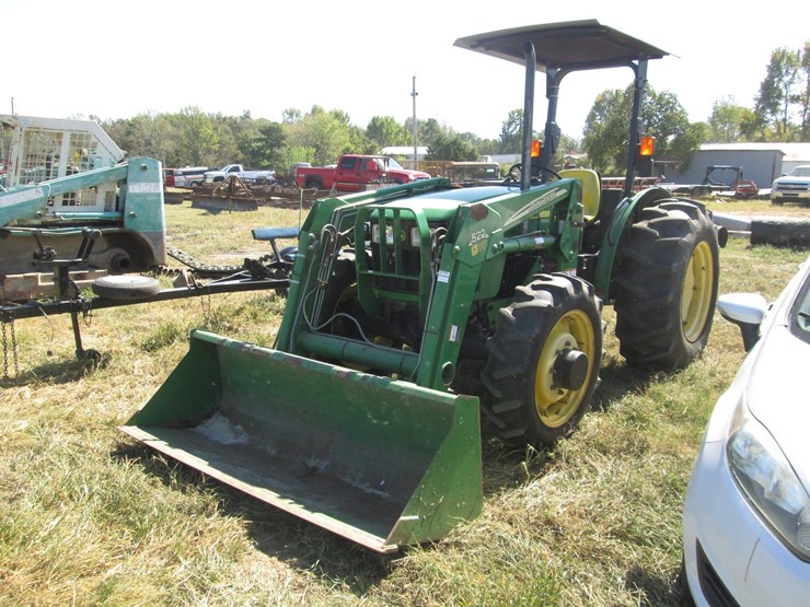 john-deere-5205-image-1