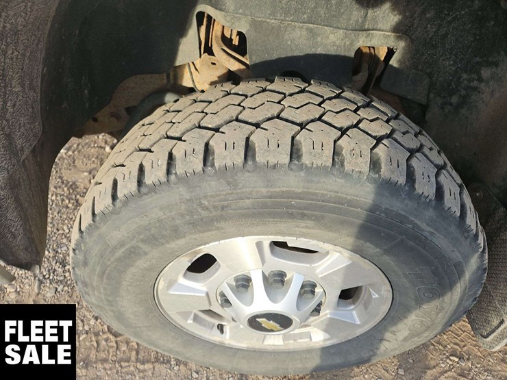 2014-chevrolet-silverado-2500hd-image-9