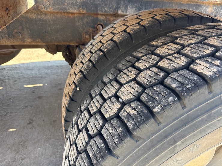 2005-kenworth-t800-image-80