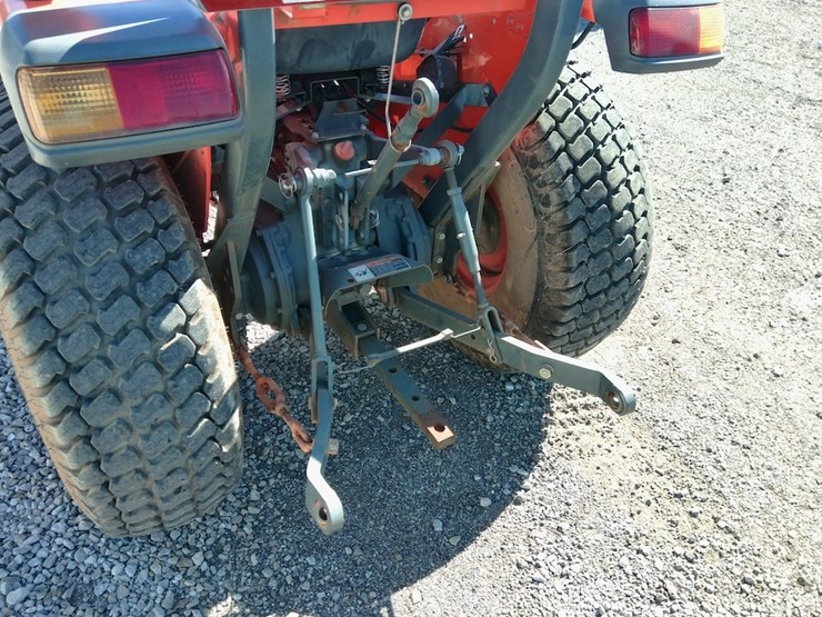 2020-kubota-l2501-image-13