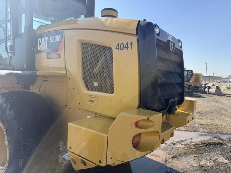 2018-caterpillar-930m-image-36